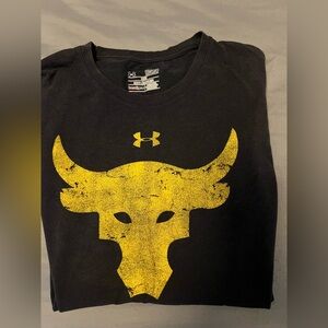 Under Armour Men's Black Tee with Yellow Graphic